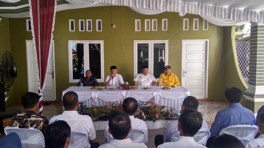 Kunker BS Gubernur Rohidin Dialog Hati ke Hati Bersama Kades se-Kedurang
