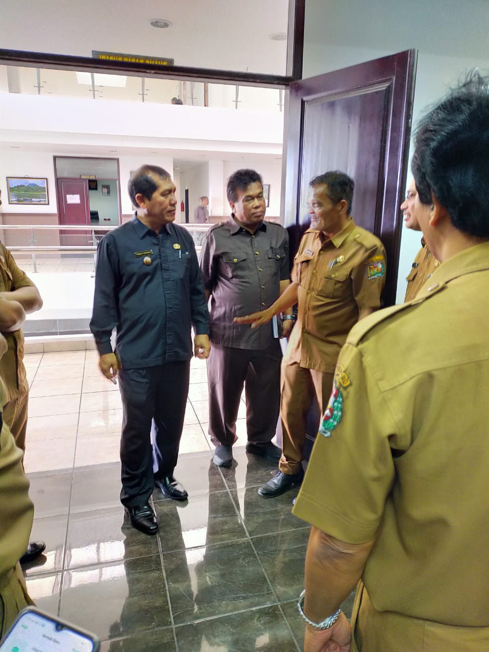 Bupati Karo Sikapi Surat Edaran Menteri Kesehatan RI