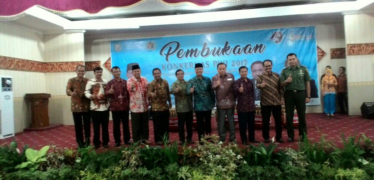 Suasana Rakernas PWI Bengkulu yang dihadiri Juga Ketua Umum SMSI
