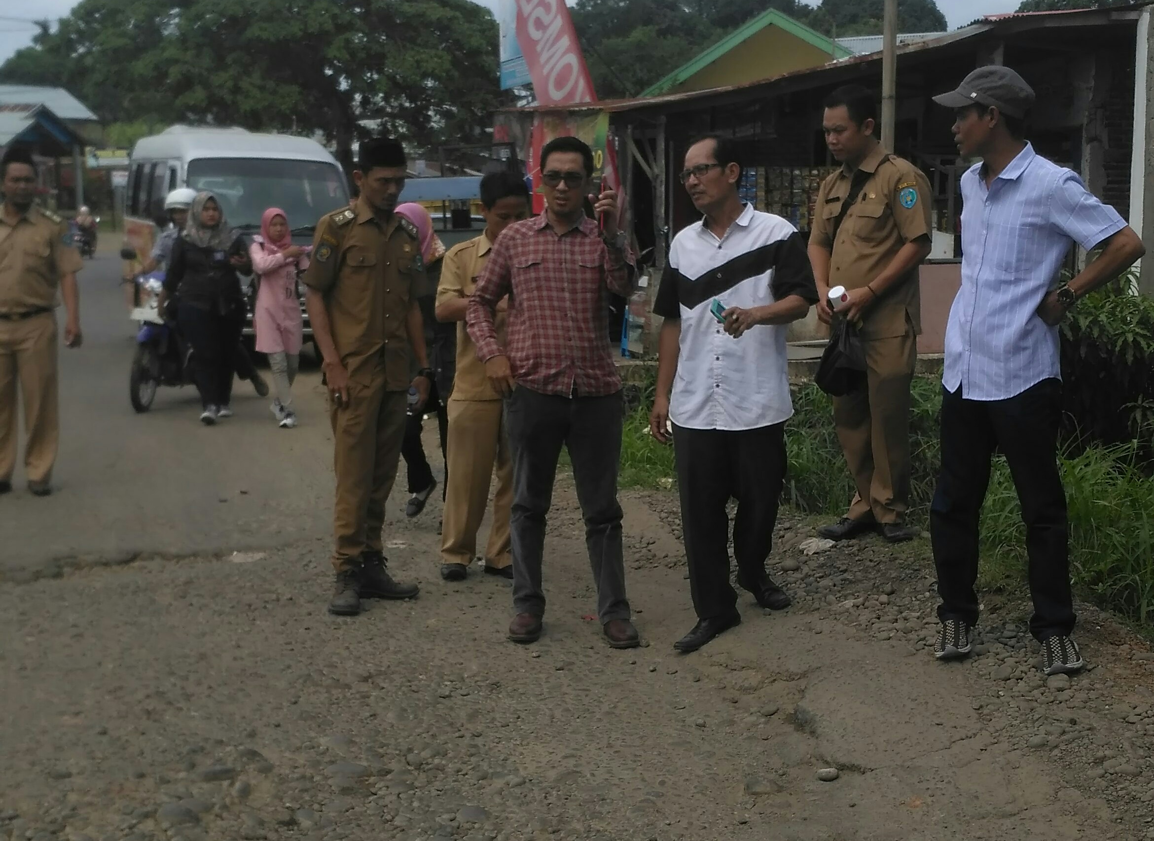 Tampak Wakil Ketua 2 DPRD Kota Bengkulu Teuku Zulkarnain Melakukan Sidak