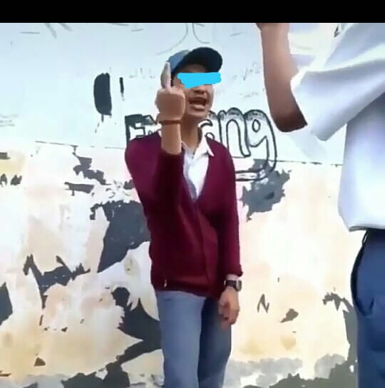 Cuplikan Video Pelajar yang Tengah Viral
