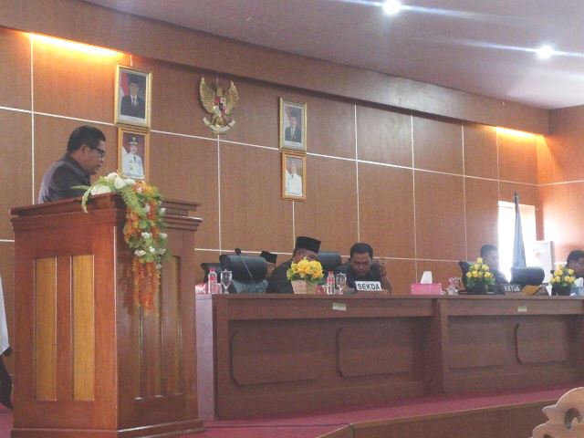 Dewan Perwakilan Rakyat Daerah Bengkulu Tengah melaksanakan Rapat Paripurna
