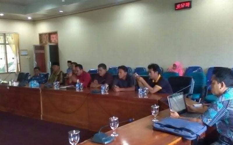Hearing Pansus Aset DPRD Kota Bengkulu Dengan Warga Kelurahan Bentiring