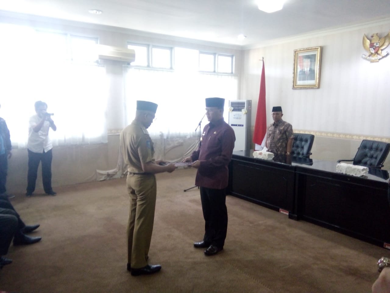 Plt Gubernur Bengkulu resmi serahkan SK Plt Bupati bengkulu Selatan