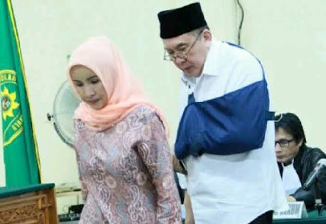 RM dan Lily.Ist