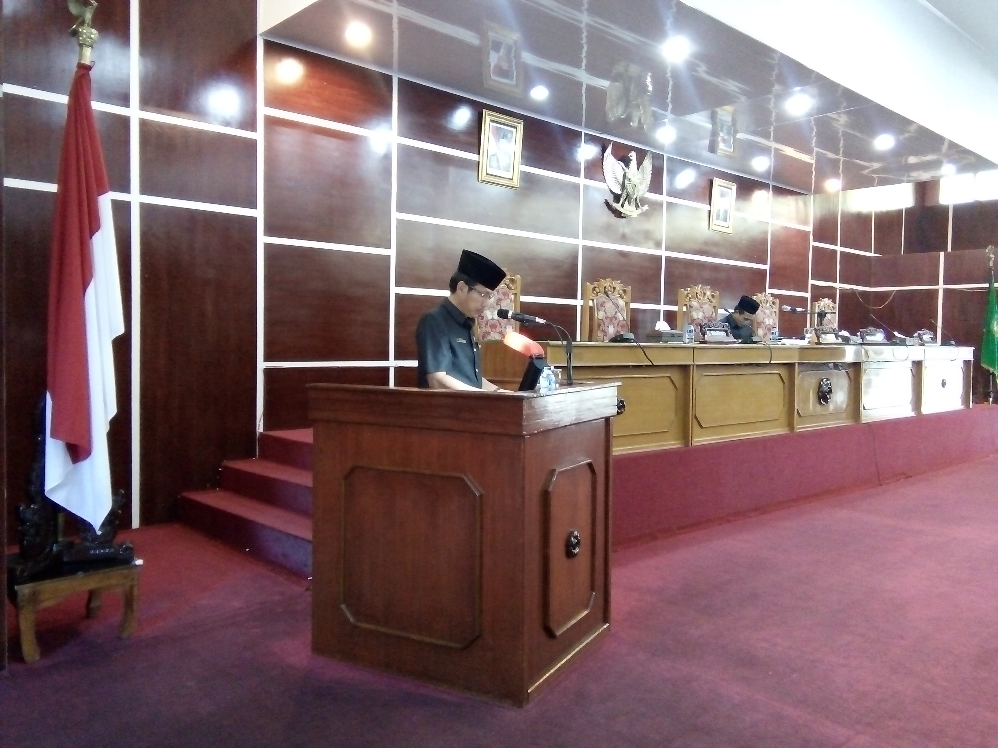 M Husni Sampaikan Pendapat Akhir Pj Walikota Bengkulu