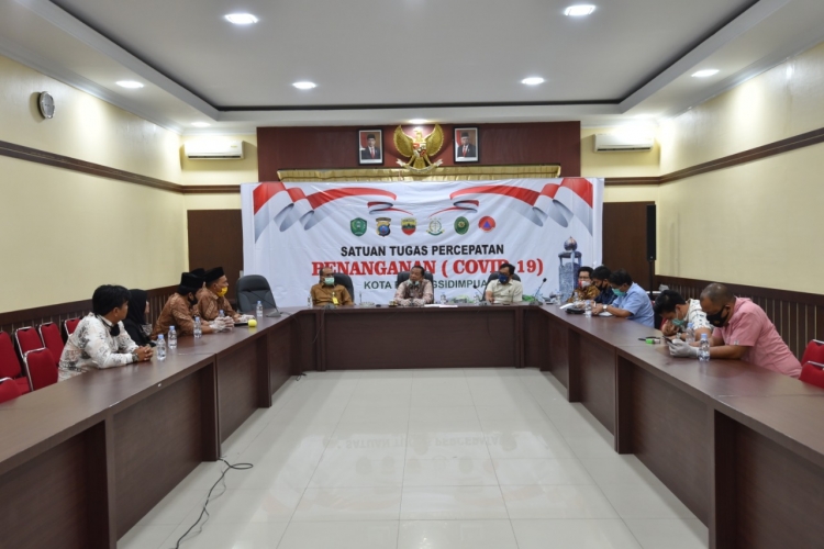 Walikota Padangsidimpuan Audiensi Bersama Kepala MTS/MA