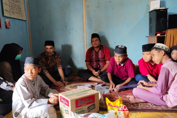 SPM Batu Bara Berikan Sembako Kepada Anak-anak Panti Asuhan Husnul Khotimah