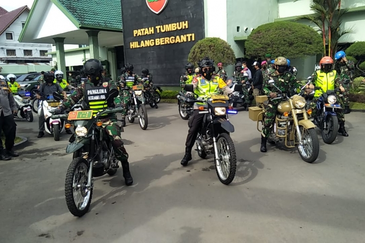 Jelang Paskah dan Ramadhan Kapoldasu dan Pangdam I/BB Patroli Bersama