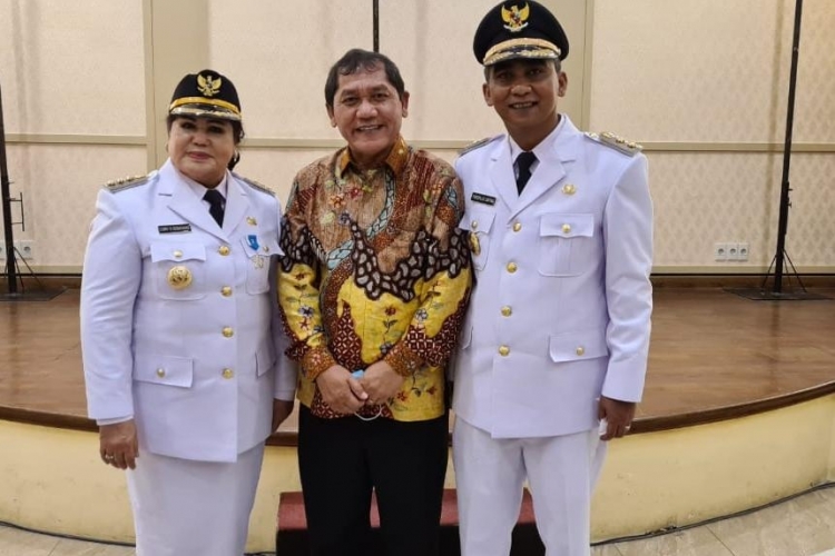Terkelin Brahmana Ucapkan Selamat Kepada Bupati Dan Wakil Bupati Karo