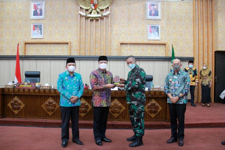 Bahas Lahan Eks Lapter II Padang Panjang Manna Gubernur Rohidin Rapat Bersama Asisten Logistik KSAU