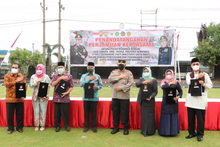 Percepatan Vaksinasi Polda Bengkulu Gelar MoU dengan 7 Universitas