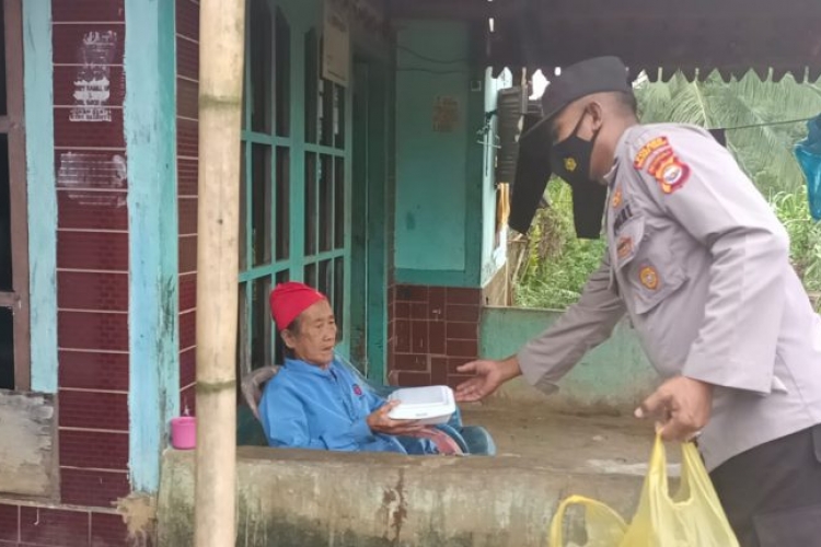 Feature : Kekuatan Berbagi Lawan Pandemi