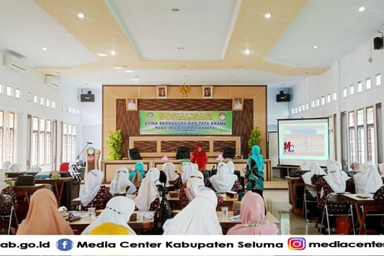 DWP Kabupaten Seluma Sosialisasi Etika Berbusana Dan Tata Krama 
