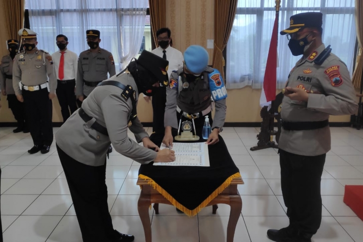 Kapolres Magelang Pimpin Sertijab Kabaglog
