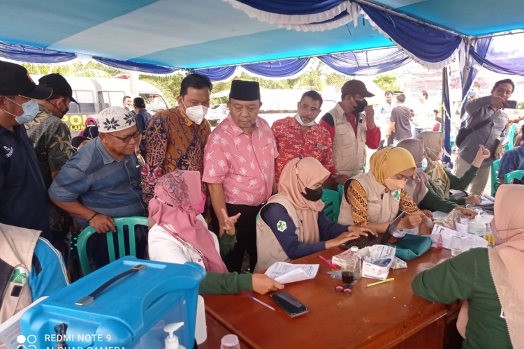 Ketua DPRD Seluma Gelar Reses Sekaligus Vaksinasi Massal di Dua Titik
