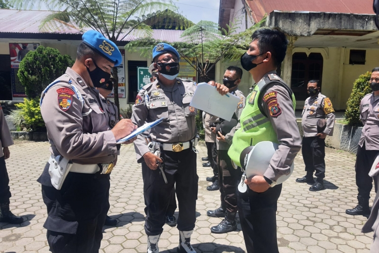 Propam Poldasu Laksanakan Gaktiblin Personil Polres Karo