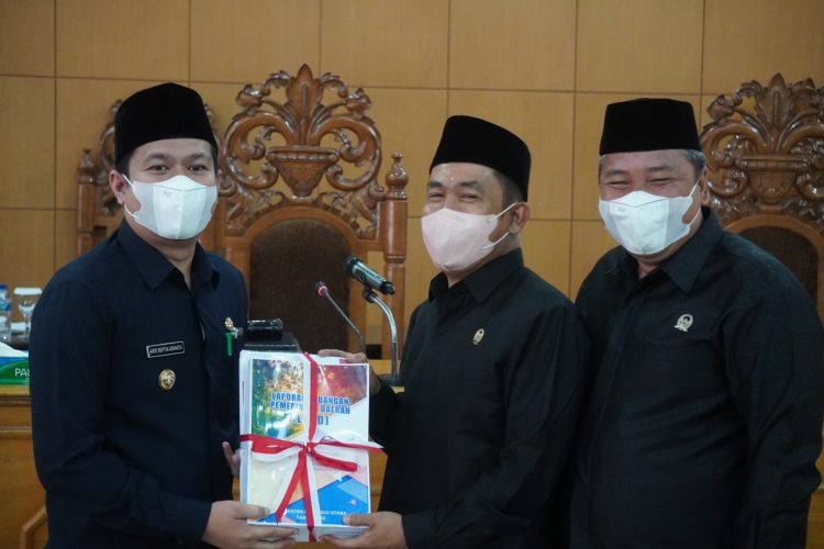 Pemkab BU Sampaikan Nota Pengantar Pertanggungjawaban APBD Anggaran 2021