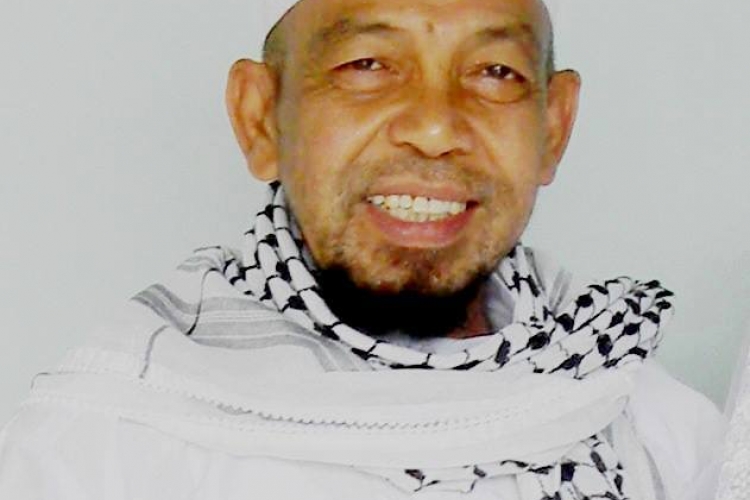  Ahli Bahasa Unib Prof. Dr SYUKRI HAMZAH, M.Si