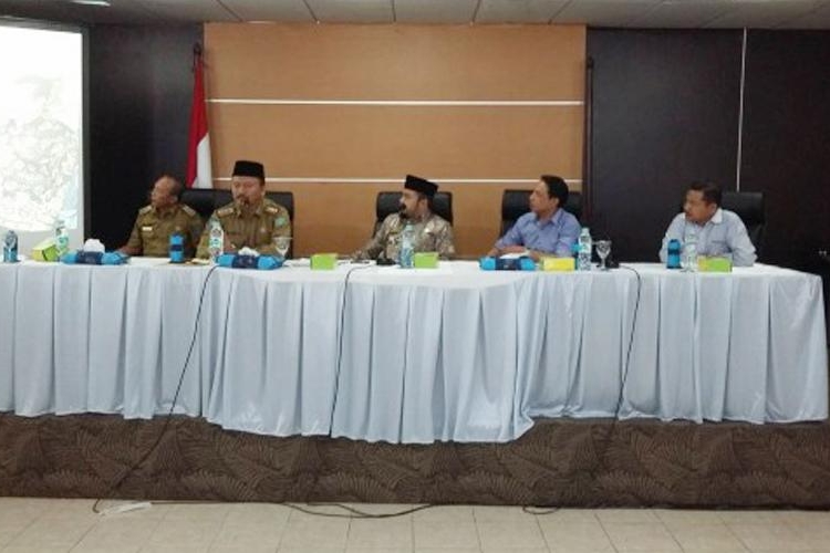 Rapat koordinasi festival batik Nusantara di ruang rapat gunung bungkuk, Senin (29/8/2017)