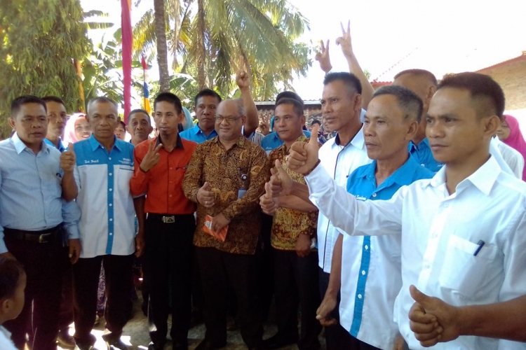 Ketua Merah Putih saat bersama staf Kepresidenan
