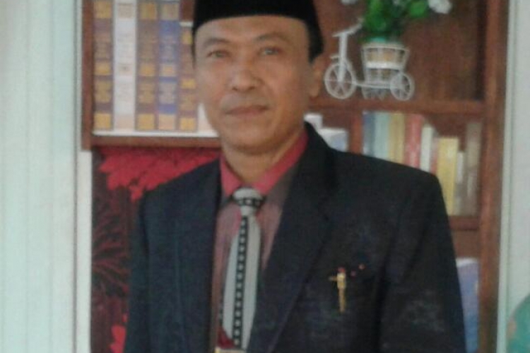Ujang Mahdi 