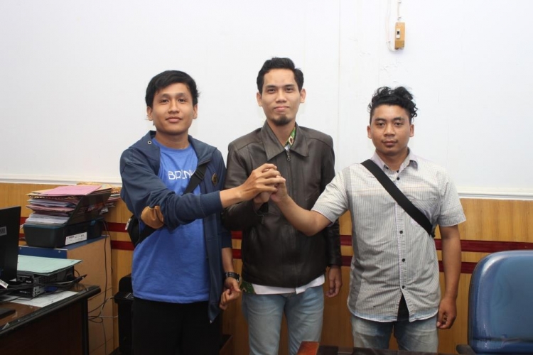Foto Bersama Admin PT Pertamina Bersama Jurnalis Berita Online