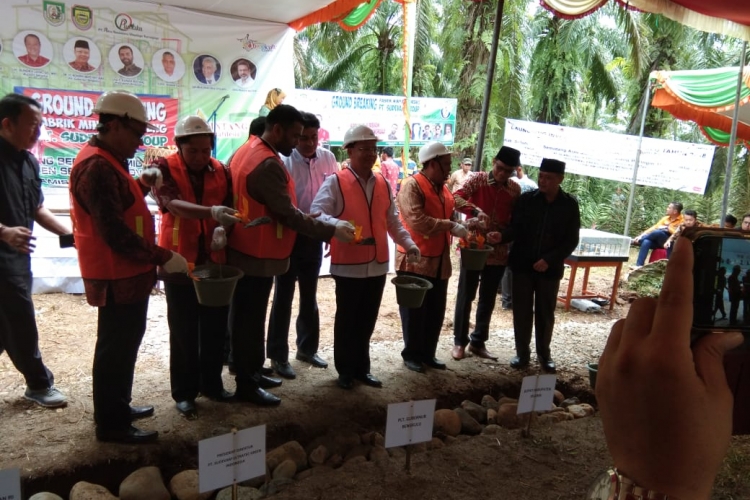 Peletakan Batu Pertama