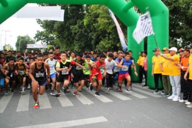 Bupati Labuhanbatu Lepas Peserta Lomba Marathon