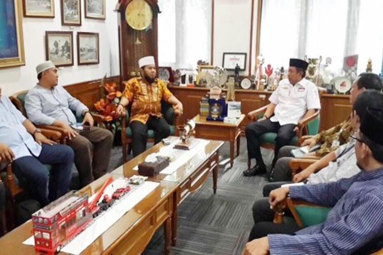 Walikota Bengkulu Helmi Hasan melakukan kunjungan kerja (Kunker) ke Pemerintah Kota Jogjakarta, Jumat (4/7/2017).