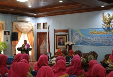 TP PKK Kota Terima Pembinaan dari Tim Provinsi