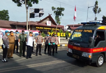 Tim Gabungan Lakukan Disinfektan Massal di Wilkum Polres Tapsel