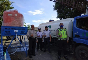 Tangkal Covid-19 PDAM Tirta Dharma Pasang 4 Titik Tedmon Air Bersih