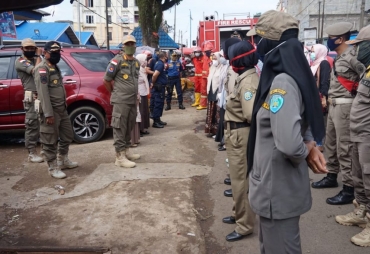 Pemkot Kembali Semprot Disinfektan Pasar Panorama