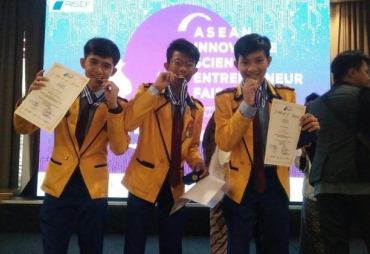 SMAN 10 Pentagon Sabet Medali Emas di IYSA Kepala Dikbud : Saatnya Dunia Pendidikan Bengkulu Bangkit