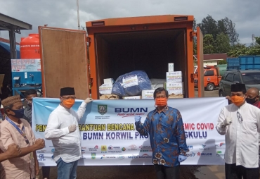 Perkuat Sinergi Bersama Pemprov BUMN Serahkan Alkes dan APD