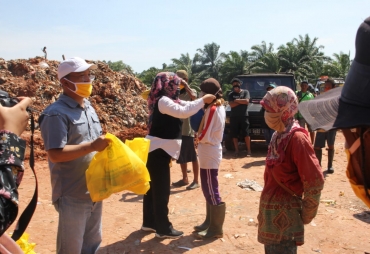Meski Jalani Isolasi Mandiri Gubernur Rohidin Tetap Beri Perhatian Untuk Masyarakat