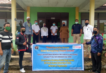 PWI Musirawas Bersama SKK Migas dan PT SRMD Bagi-bagi Sembako