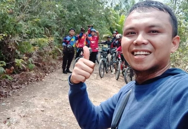Ketua Karang Taruna Koto Jaya Haris Setia Widodo