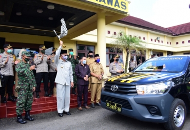 Bupati Lepas Bantuan Paket Sembako dari Kemenparekraf di Mapolres Mura