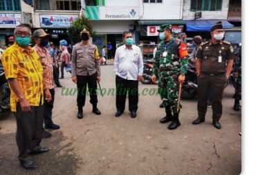Sidak Pasar Kabanjahe Bupati Karo Apresiasi Tim Pendisiplinan