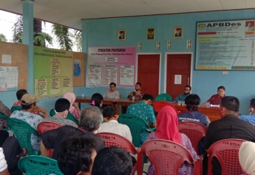 Sikapi Laporan Masyarakat Tim DPMD Seluma Turun ke Desa Padang Kuas