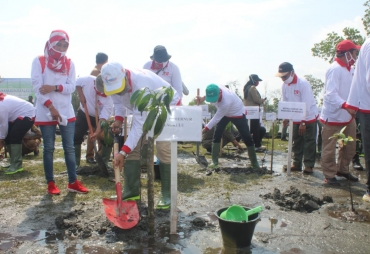 Peringatan Hari Mangrove Wagub Paparkan Upaya Rehabilitasi dan Restorasi