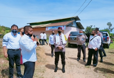 Kunker Saipar Dolok Hole Kapolres Tapsel Kunjungi Polsek dan Masyarakat