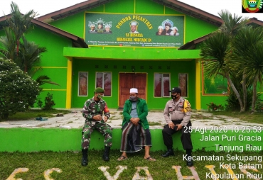 Babinsa 03 Tanjung Riau Lakukan Ajangsana ke Ponpes Ya Husyana Sei Tamiang
