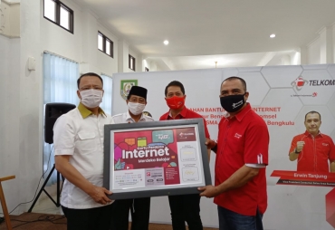 Kuota Gratis Untuk Pelajar Gubernur Rohidin Tekankan Distribusi Merata