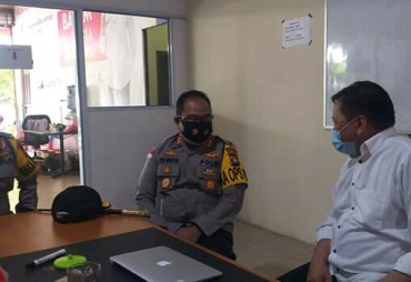 Kapolresta Barelang Kunjungi Rumah Pemenangan Lukita Dinarsyah