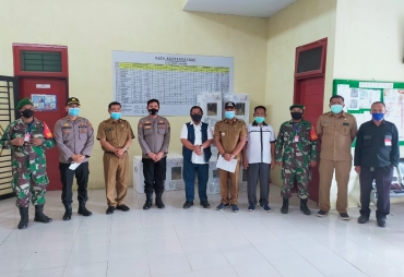 Cek Kesiapan TPS Sekda Karo Ajak Masyarakat Tidak Golput