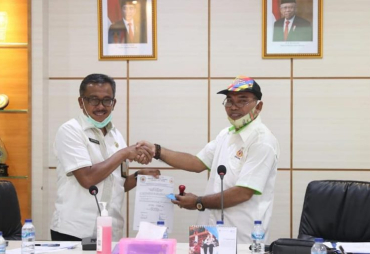 Kepengurusan PSTI Batam Terbentuk, Jefridin Siap Besarkan Olahraga Sepak Takraw Kepengurusan PSTI Batam Terbentuk, Jefridin Siap Besarkan Olahraga Sepak Takraw
