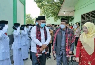 Plt Walikota Medan Resmikan Gedung PPT MAN 3 Medan